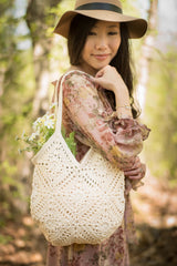 Crochet Kit - Breezy Days Daisy Bag image 2 thumbnail