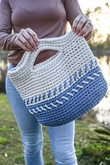 Crochet Kit - Easy Bulky Bag image 1 thumbnail