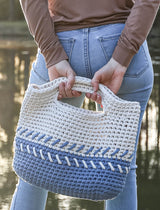 Crochet Kit - Easy Bulky Bag image 3 thumbnail