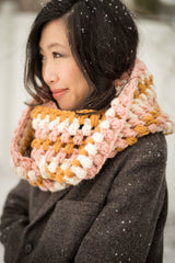 Crochet Kit - Hues Jumbo Puff Stitch Cowl image 2 thumbnail