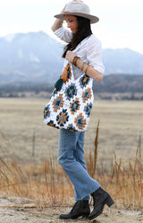 Crochet Kit - Magnolia Tote Bag image 2 thumbnail
