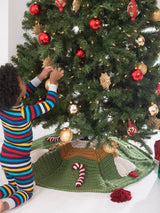 Candy Cane Crochet Tree Skirt - Version 1 image 2 thumbnail