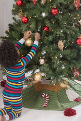 Candy Cane Crochet Tree Skirt - Version 1 image 1 thumbnail
