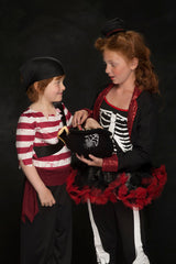Creepy Candy Cauldron image 1 thumbnail