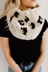 Cheetah Cowl image 1 thumbnail